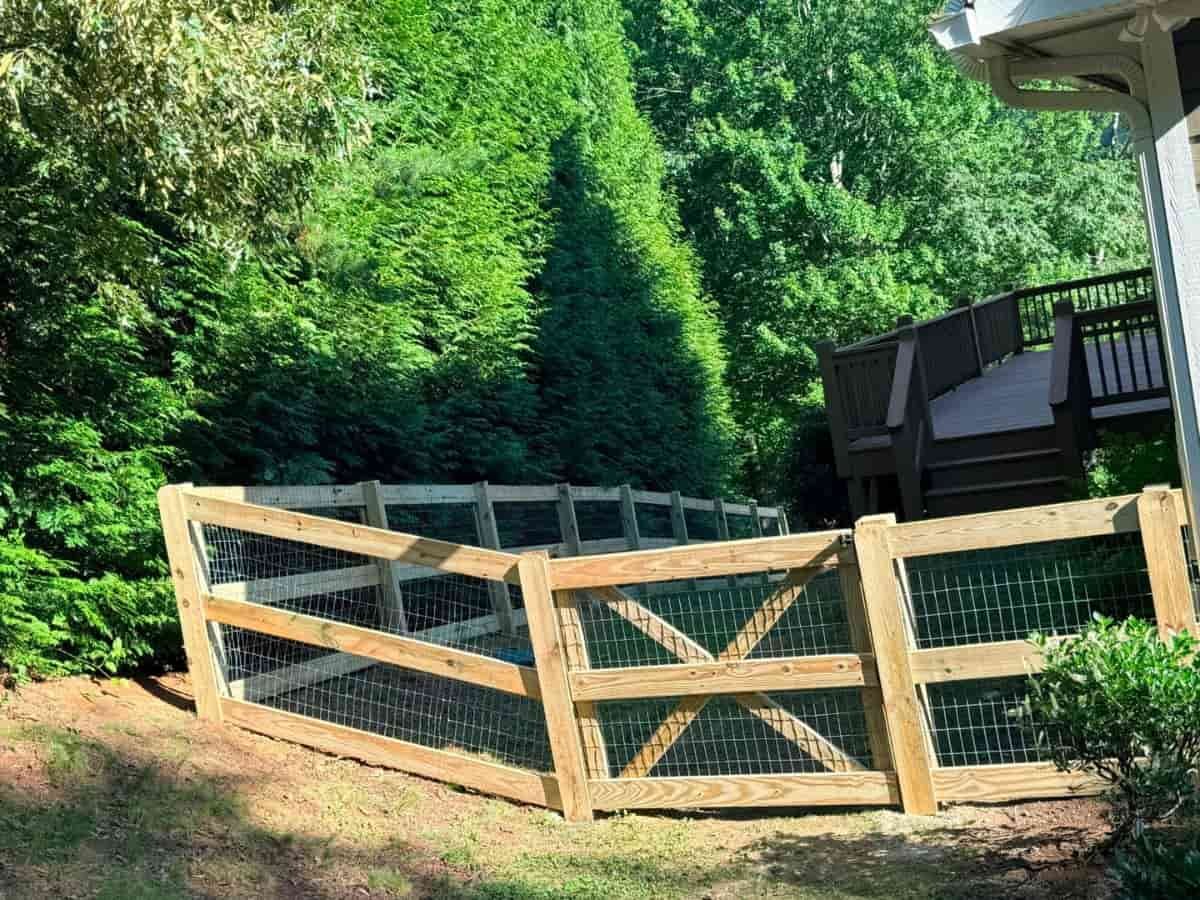 Split rail fence corner Asheville NC by Brothers Fence Solutions